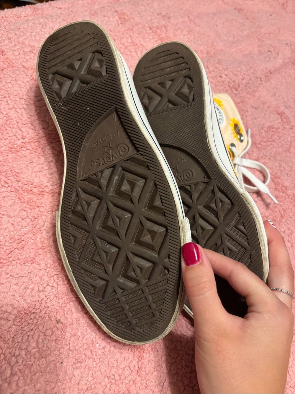 Converse platform Canvas High-Tops with Yellow Sunflower Print - Picture 5 of 7